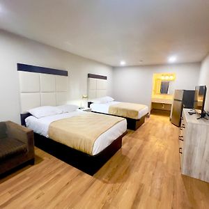 Economy Inn And Suites